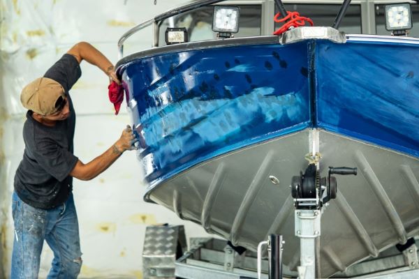 como-pintar-um-barco